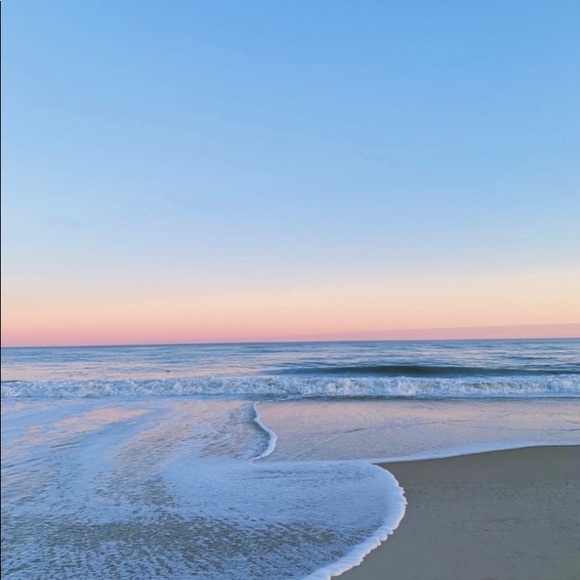 Meet your Posher, Emily - Picture 1 of 1